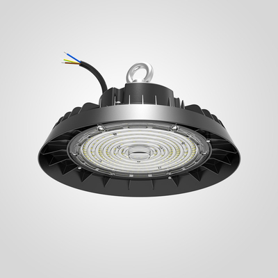 Lumière LED haute baie avec LED SMD2835 et résistance aux chocs IK09