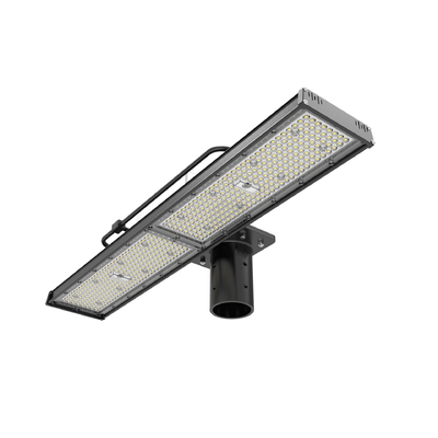 Lumière haute baie LED linéaire facultative à CRI élevé 80 pour le montage au poteau en noir RAL 9017